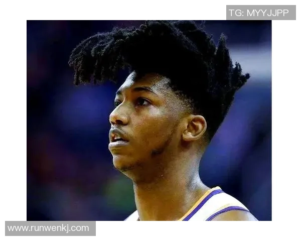 足球明星发型大揭秘小编为你盘点最酷炫的球场发型与风格